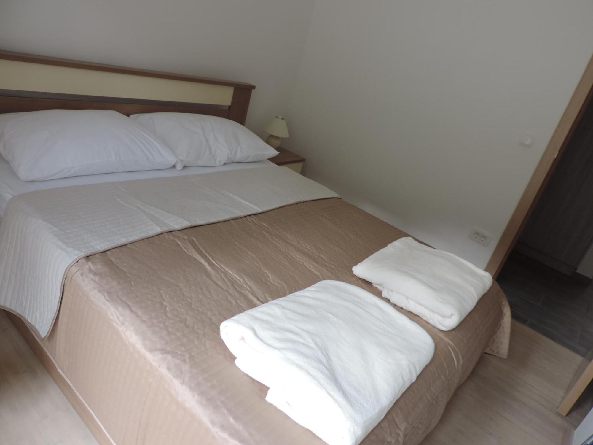 Apartments Lori Biograd Na Moru Zewnętrze zdjęcie